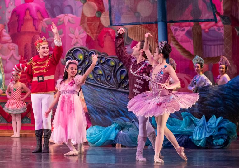 ARTS San Antonio American Midwest Ballet's The Nutcracker on