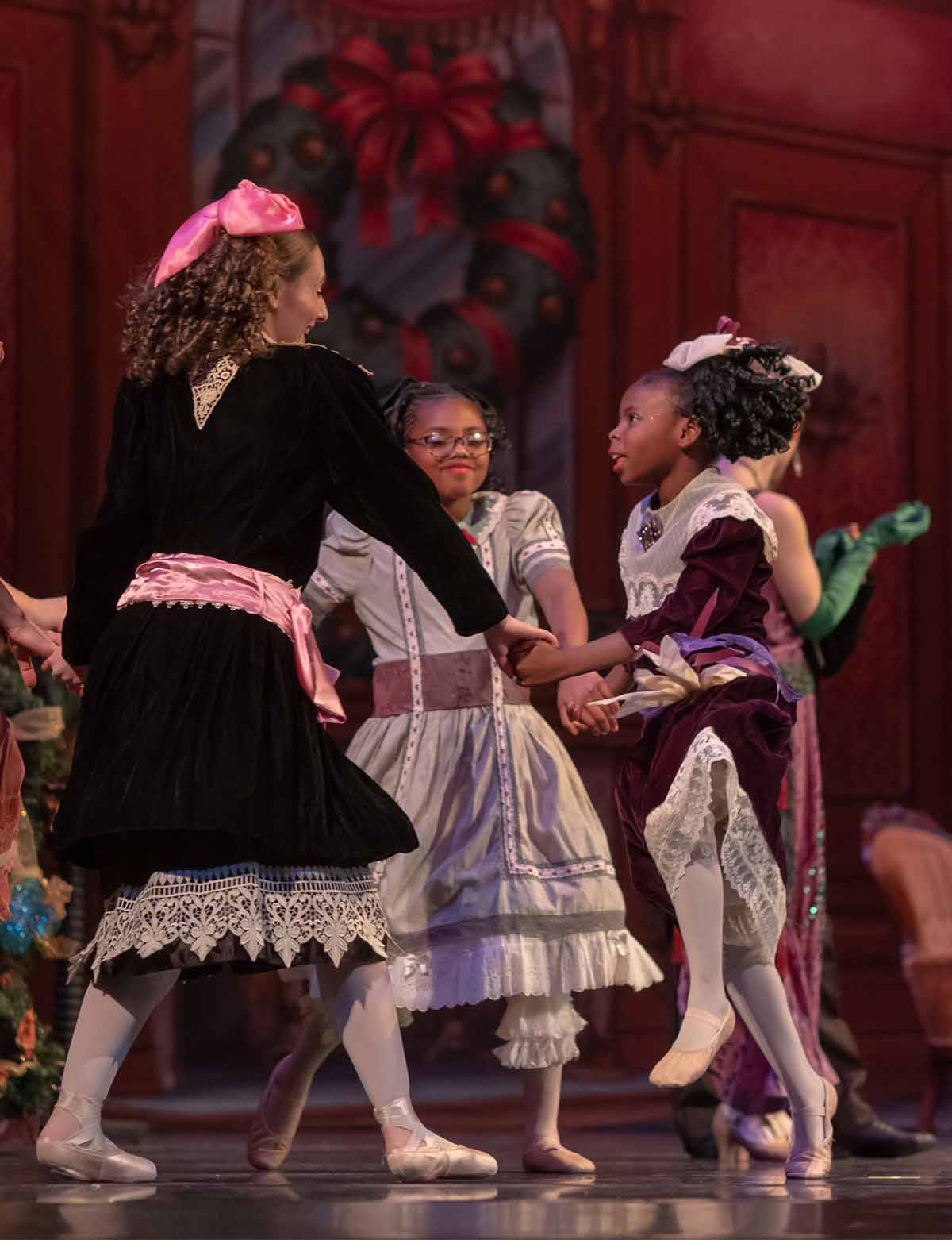 ‘Nutcracker’ – Meet Our Guest Dancers! – American Midwest Ballet